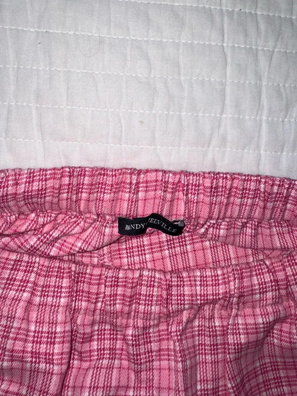 Brandy Melville pink plaid Logan shorts